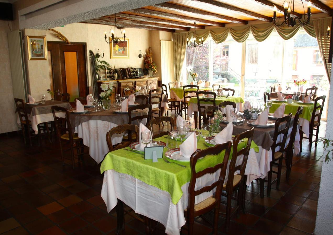Hotel Restaurant Des Deux Vallees Entraygues-sur-Truyere Exterior photo